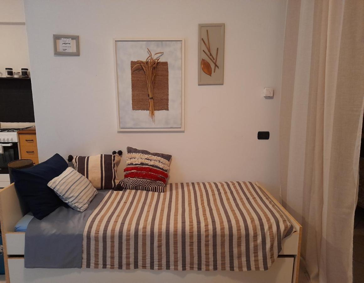 A Casa Di Sole Apartman Brovello-Carpugnino Kültér fotó