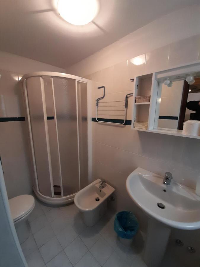 A Casa Di Sole Apartman Brovello-Carpugnino Kültér fotó