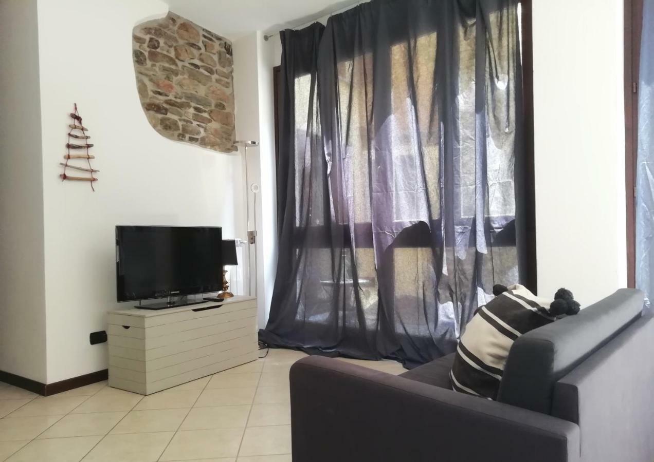 A Casa Di Sole Apartman Brovello-Carpugnino Kültér fotó