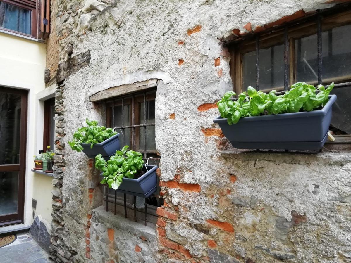 A Casa Di Sole Apartman Brovello-Carpugnino Kültér fotó